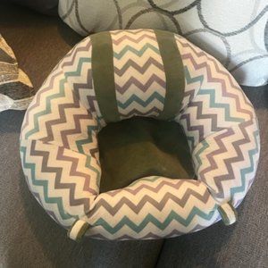 Sitting up baby support pillow